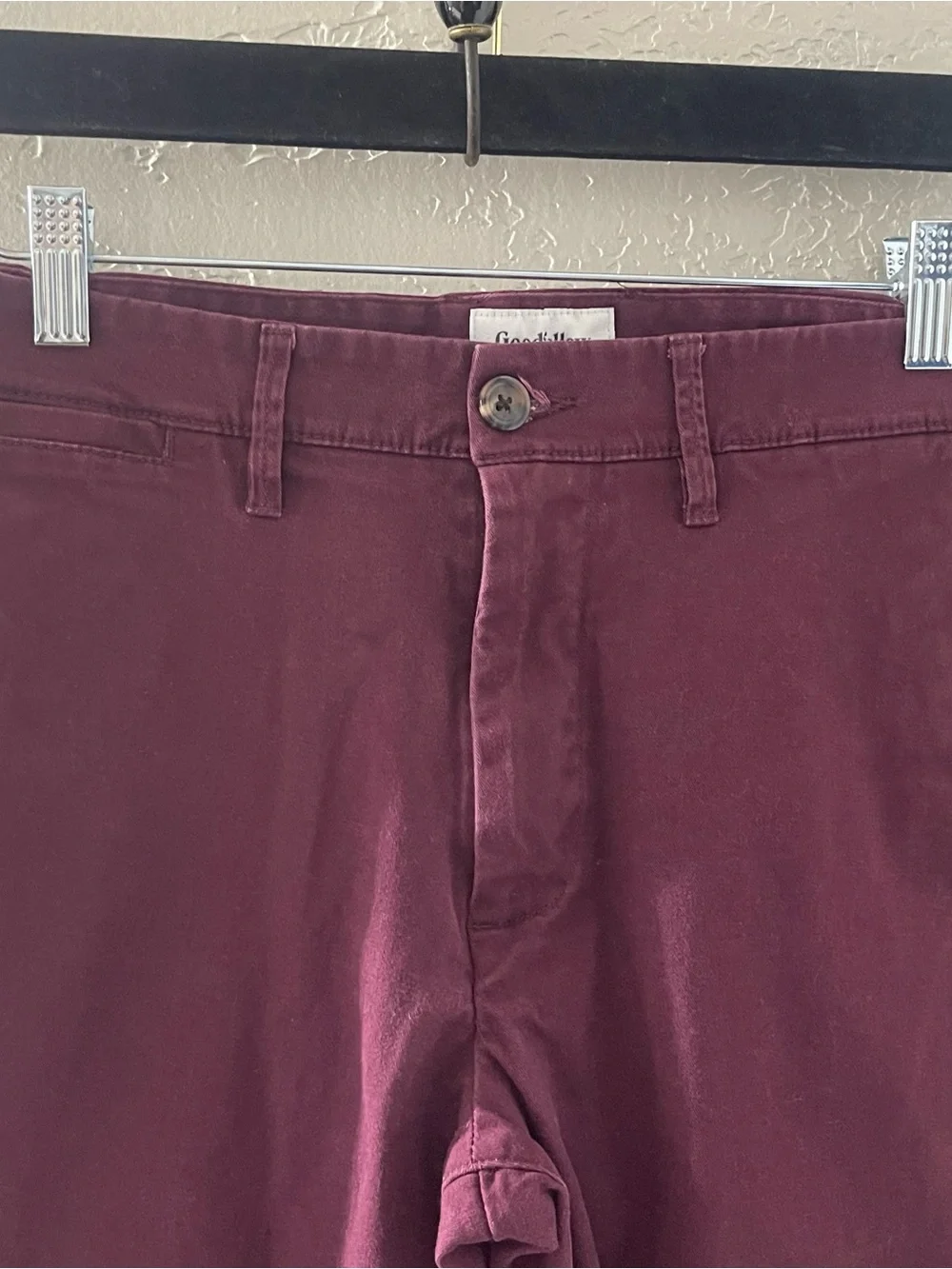 Goodfellow & Co Men’s Burgundy Straight Leg Chino Pants 32X30